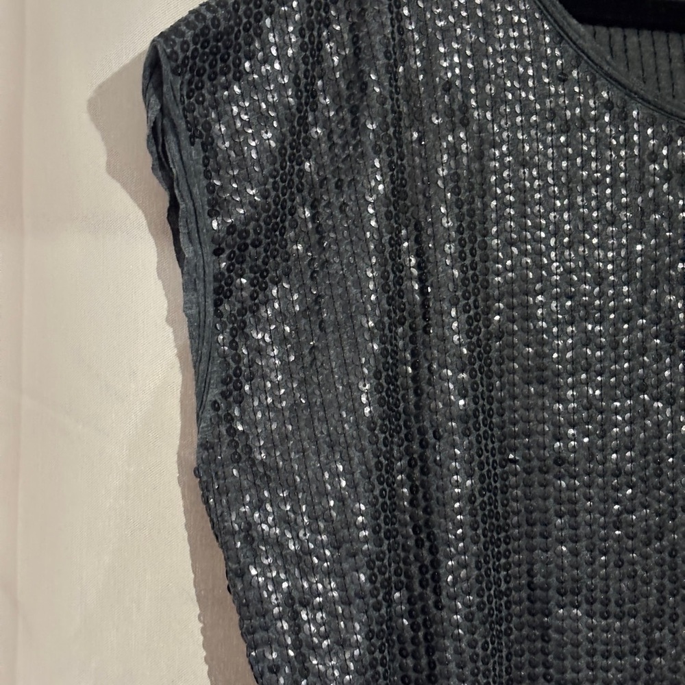 Gibson Charcoal Ribbed Knit Top - Picture 2 of 4